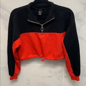 Cropped sweatshirt